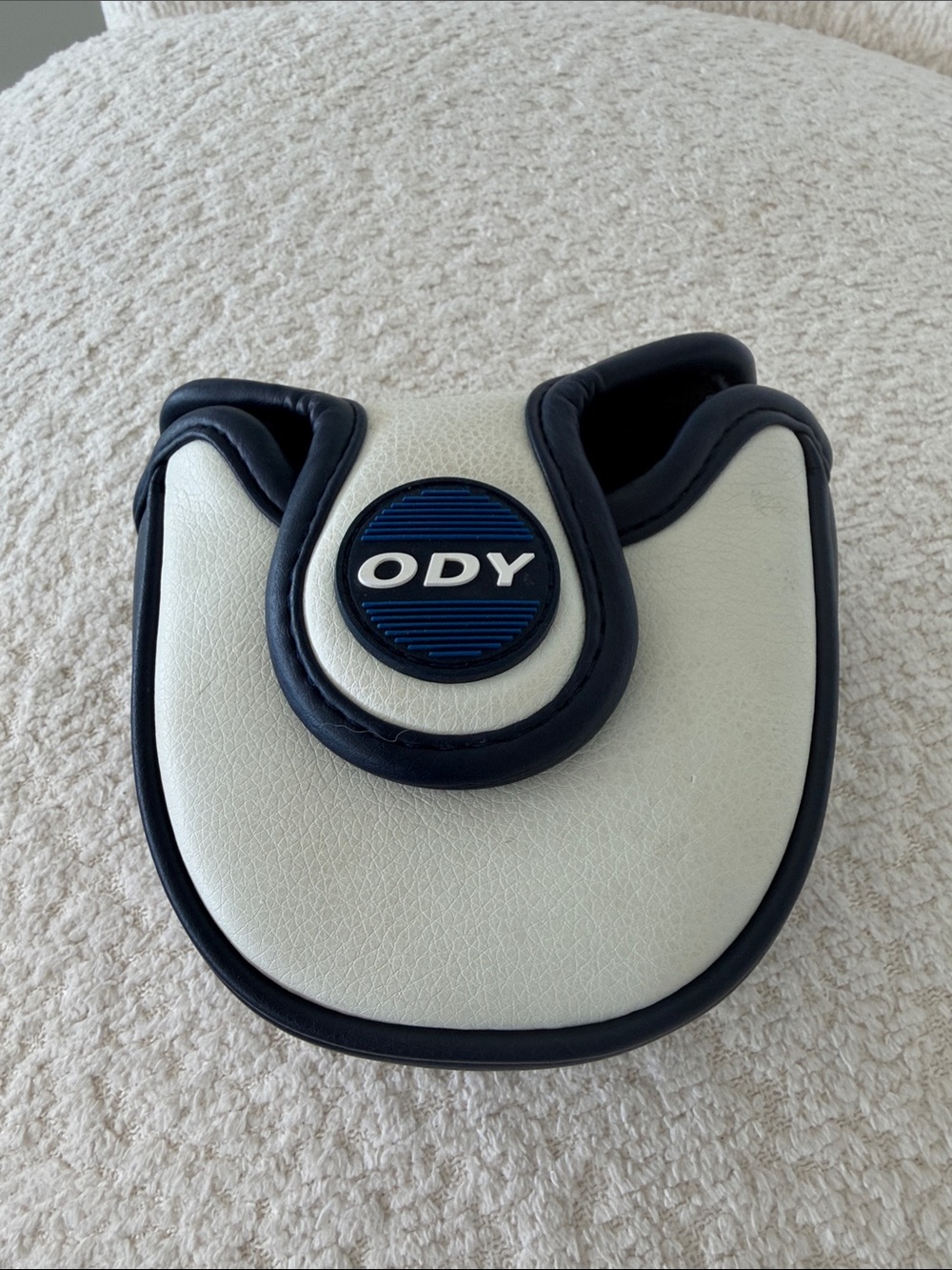 ODY White and Navy Leather Putter Headcover
